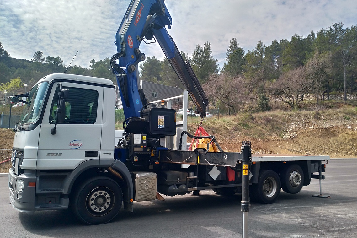 Location Camion Bras de Grue